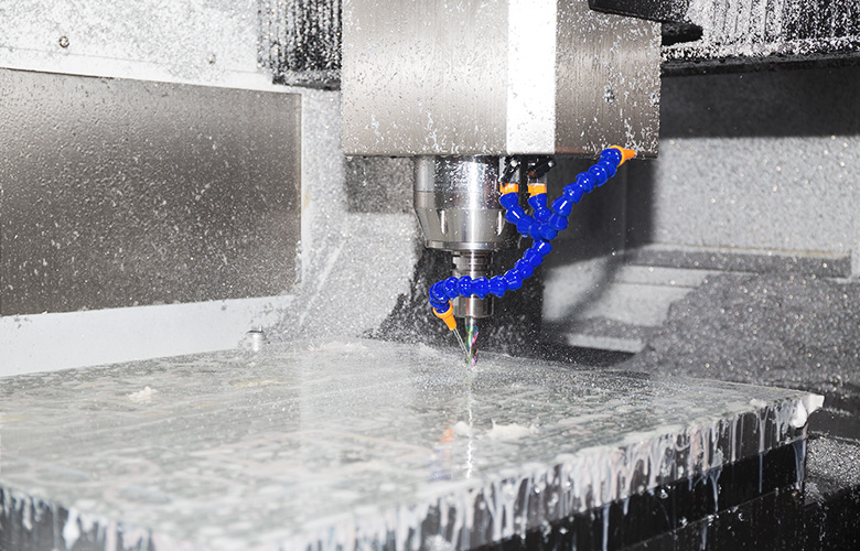 Lämpömuovauskone/muovikuppikone